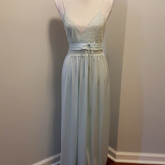 Gilead Other - Gorgeous Vintage Gilead Long Negligee Gown Small
